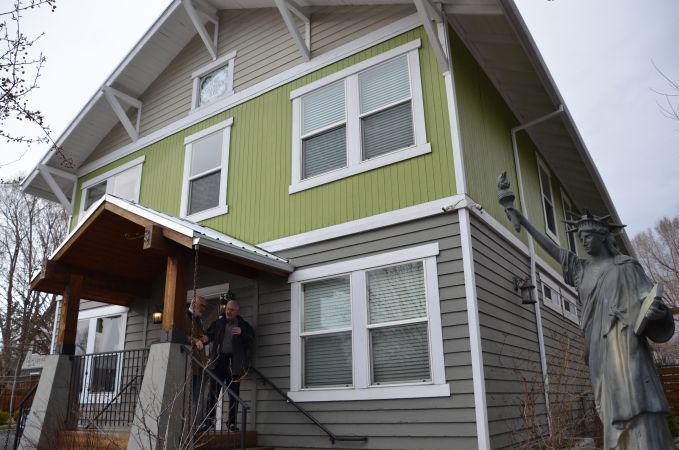 Howard's Celebration of Life #429<br>4,928 x 3,264<br>Published 8 years ago