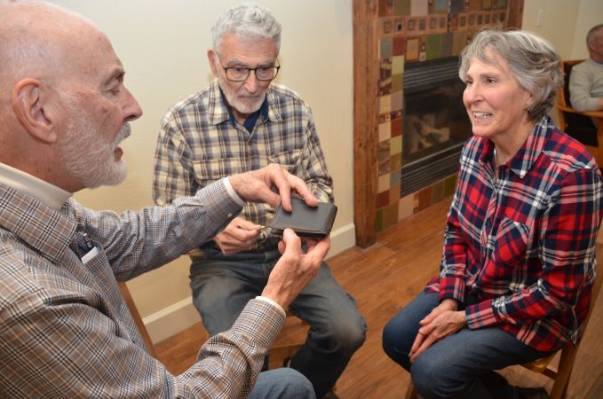 Howard's Celebration of Life #500<br>4,928 x 3,264<br>Published 8 years ago