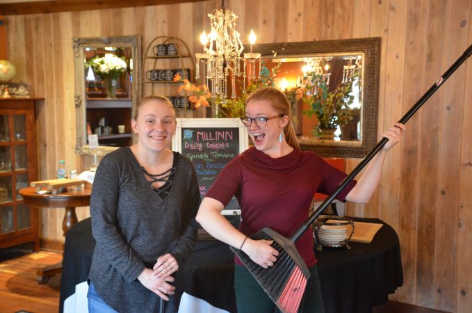 Howard's Celebration of Life #540<br>4,928 x 3,264<br>Published 8 years ago